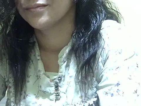 Your cutiepie  online show from November 18, 10:29 am