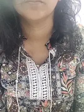 Your cutiepie  online show from December 5, 9:30 am