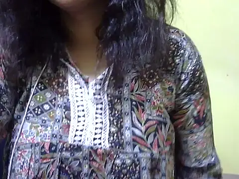 Your cutiepie  online show from November 21, 8:35 am