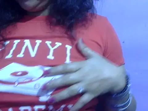 Your cutiepie  online show from March 19, 9:09 am