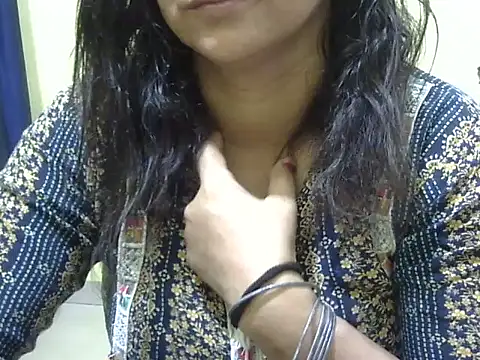 Your cutiepie  online show from October 27, 4:13 am