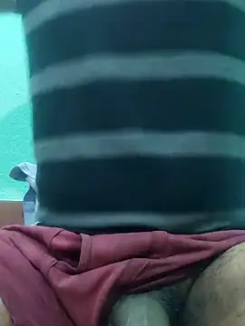 Snapshot of Yashkumar_0697 chatting on March 8, 10:56 pm Yashkumar 0697 online show from March 8, 10:56 pm