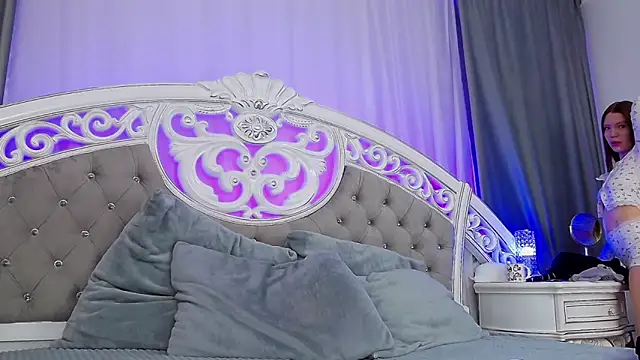 WandyMiller online show from December 5, 5:39 am