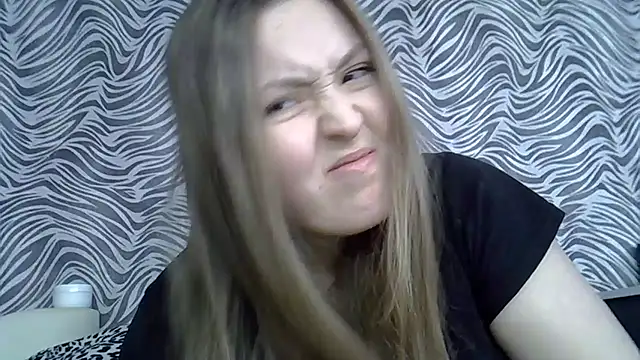 Eloise Celine online show from February 14, 11:42 am