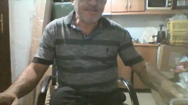 Snapshot of murat7888 chatting on September 25, 4:29 am murat7888 online show from September 25, 4:29 am