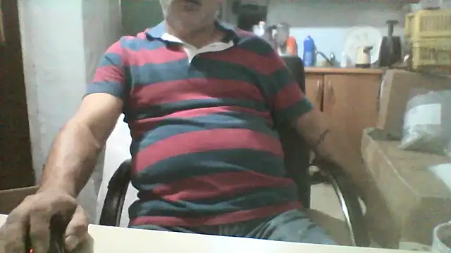 Snapshot of murat7888 chatting on October 7, 4:57 am murat7888 online show from October 7, 4:57 am