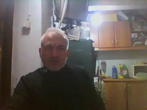 Snapshot of murat7888 chatting on March 6, 3:45 pm murat7888 online show from March 6, 3:45 pm