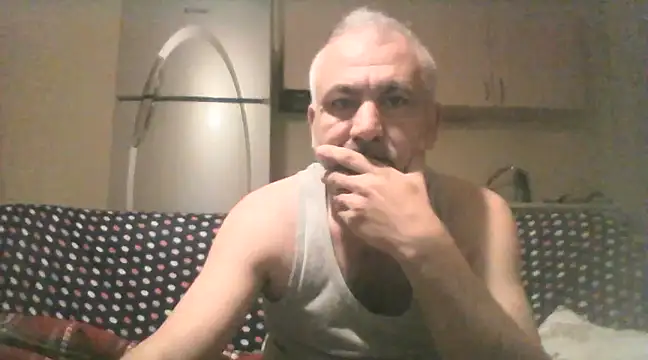 Snapshot of murat7888 chatting on February 25, 7:16 pm murat7888 online show from February 25, 7:16 pm