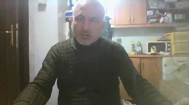 Snapshot of murat7888 chatting on March 10, 9:34 am murat7888 online show from March 10, 9:34 am