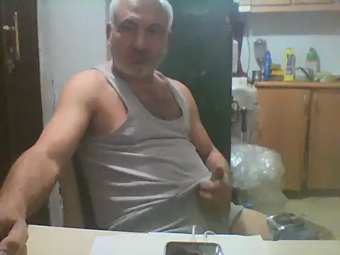 Snapshot of murat7888 chatting on February 27, 3:37 pm murat7888 online show from February 27, 3:37 pm