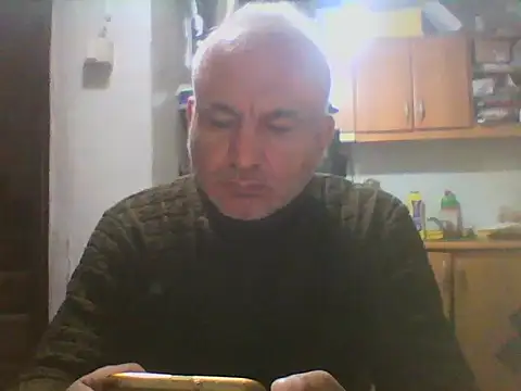Snapshot of murat7888 chatting on March 3, 12:39 pm murat7888 online show from March 3, 12:39 pm