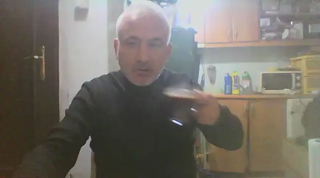 Snapshot of murat7888 chatting on March 7, 12:45 pm murat7888 online show from March 7, 12:45 pm