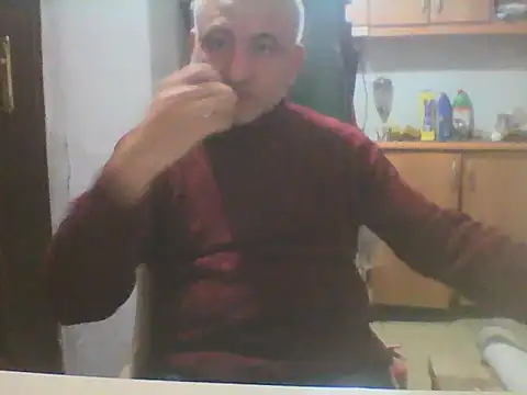 Snapshot of murat7888 chatting on March 4, 12:12 pm murat7888 online show from March 4, 12:12 pm