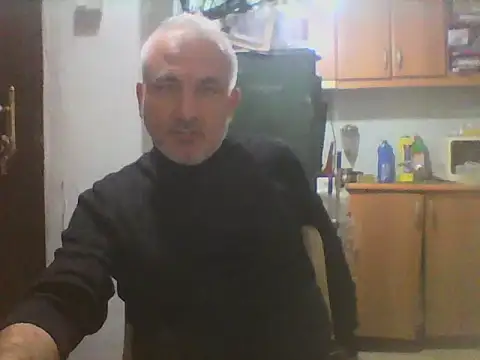 Snapshot of murat7888 chatting on March 6, 12:19 pm murat7888 online show from March 6, 12:19 pm