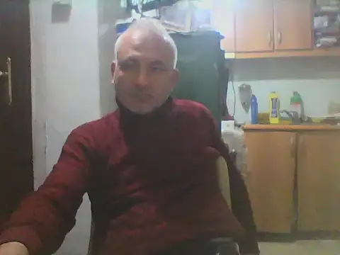 Snapshot of murat7888 chatting on March 4, 8:57 am murat7888 online show from March 4, 8:57 am