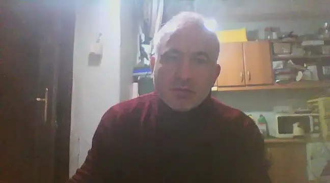 Snapshot of murat7888 chatting on March 13, 9:54 am murat7888 online show from March 13, 9:54 am
