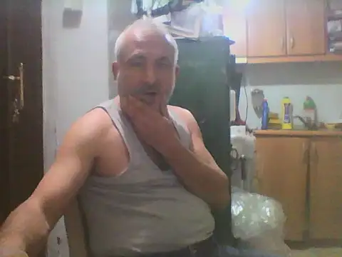 Snapshot of murat7888 chatting on February 27, 12:34 pm murat7888 online show from February 27, 12:34 pm