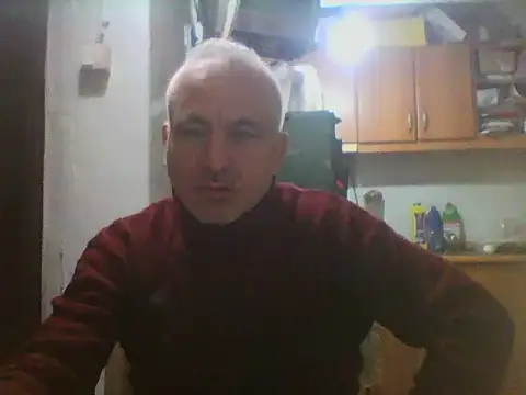 Snapshot of murat7888 chatting on March 5, 6:01 am murat7888 online show from March 5, 6:01 am