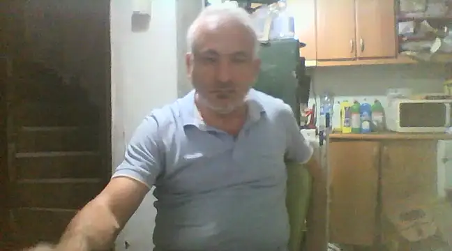 Snapshot of murat7888 chatting on March 17, 11:00 am murat7888 online show from March 17, 11:00 am