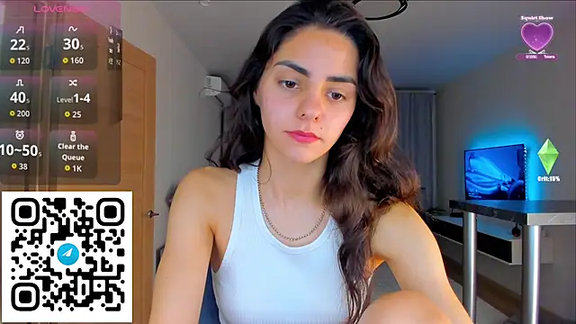 EmiliaZen online show from November 11, 4:02 pm