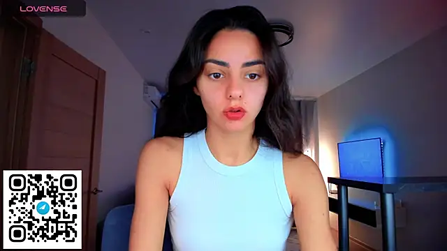 EmiliaZen online show from September 25, 2:12 pm