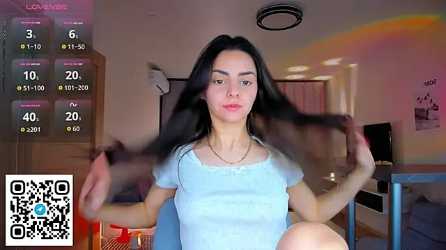 EmiliaZen online show from February 19, 3:31 pm