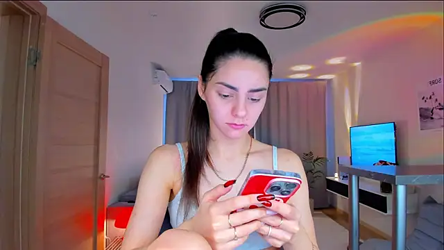 EmiliaZen online show from February 20, 2:41 pm