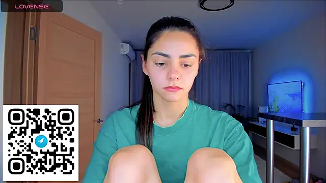 EmiliaZen online show from November 20, 6:19 pm