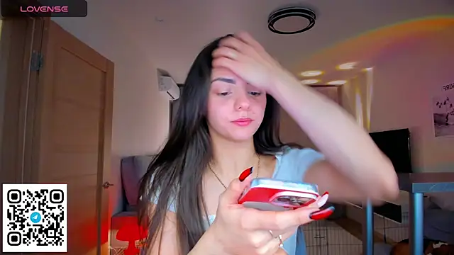 EmiliaZen online show from February 25, 4:18 pm