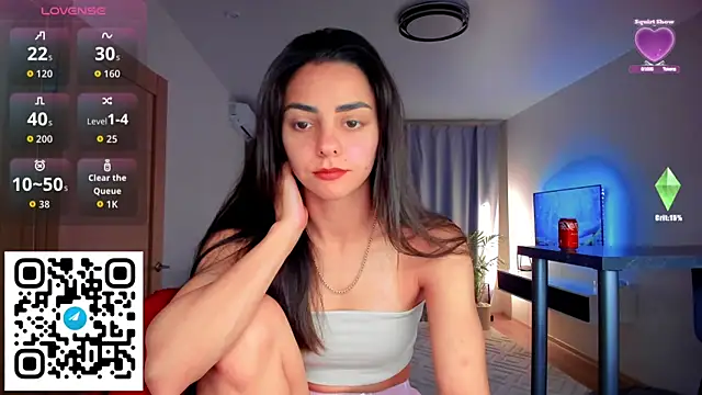 EmiliaZen online show from October 4, 5:25 pm