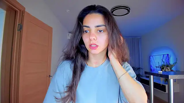 EmiliaZen online show from October 29, 1:10 pm