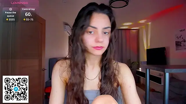 EmiliaZen online show from March 23, 9:25 pm