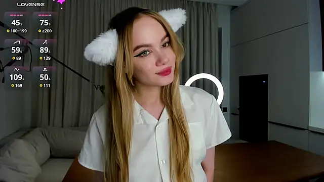 CrystaIMaiden online show from February 5, 8:35 pm