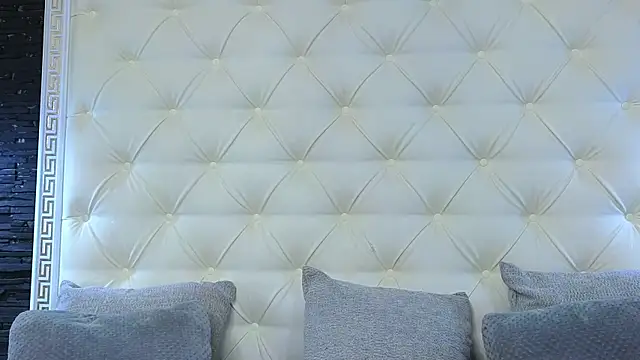 Snapshot of EliteDomina chatting on July 23, 12:24 pm EliteDomina online show from July 23, 12:24 pm