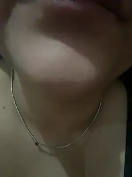 daianaspencer online show from March 12, 7:56 am