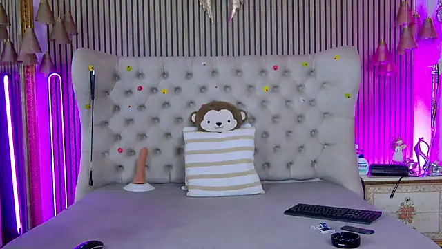 PlayfulShow online show from February 19, 12:46 pm