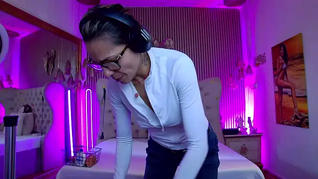 PlayfulShow online show from March 12, 11:47 am