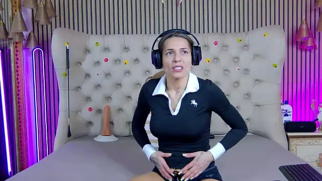 PlayfulShow online show from February 26, 1:44 pm