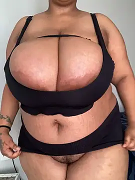 NonoGotBoobies online show from July 11, 9:20 am