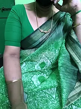 Snapshot of niiveditha chatting on March 12, 6:11 pm niiveditha online show from March 12, 6:11 pm