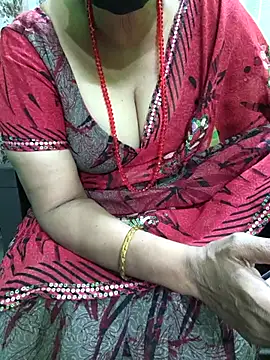 Snapshot of niiveditha chatting on October 30, 3:31 pm niiveditha online show from October 30, 3:31 pm