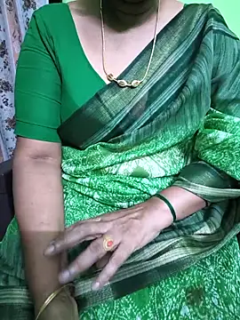 Snapshot of niiveditha chatting on March 12, 12:04 pm niiveditha online show from March 12, 12:04 pm