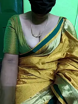 Snapshot of niiveditha chatting on March 21, 2:18 pm niiveditha online show from March 21, 2:18 pm