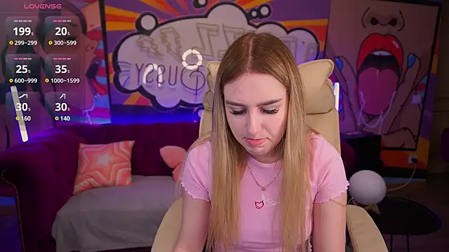 Snapshot of DivineJass chatting on March 22, 9:31 pm DivineJass online show from March 22, 9:31 pm