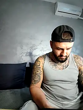 Bakws online show from October 20, 3:01 pm