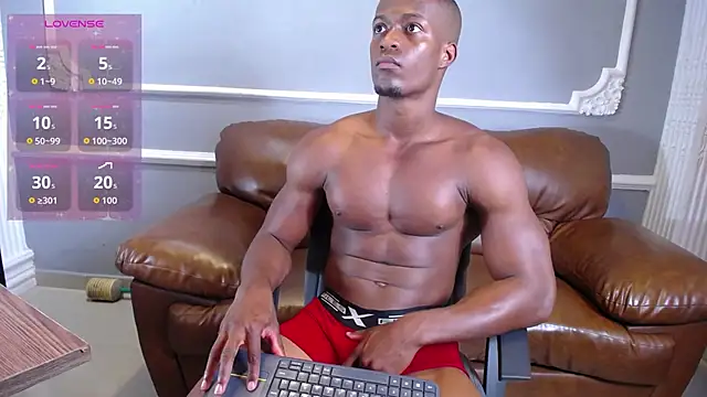 LiamRivers  online show from November 22, 3:00 pm