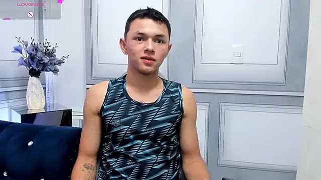 Andy dior18 online show from October 3, 10:50 am