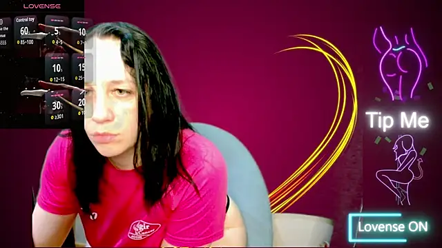 Snapshot of FetishLady89 chatting on November 3, 6:33 pm FetishLady89 online show from November 3, 6:33 pm