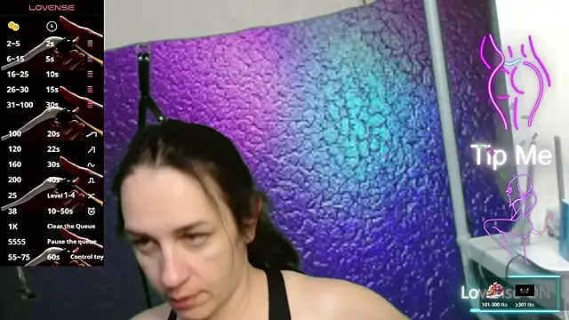 Snapshot of FetishLady89 chatting on July 19, 6:26 pm FetishLady89 online show from July 19, 6:26 pm