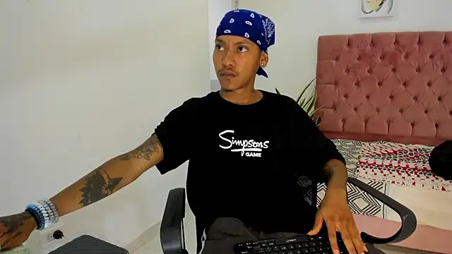 Snapshot of blackdirty420 chatting on March 11, 3:45 pm blackdirty420 online show from March 11, 3:45 pm
